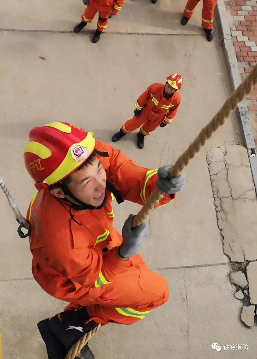 爱游戏AYX官网登录平台赛艇杯赛，关东铁骑队与三湘海豚队逆转，体能对抗拉满！韧性比赛的样板的简单介绍