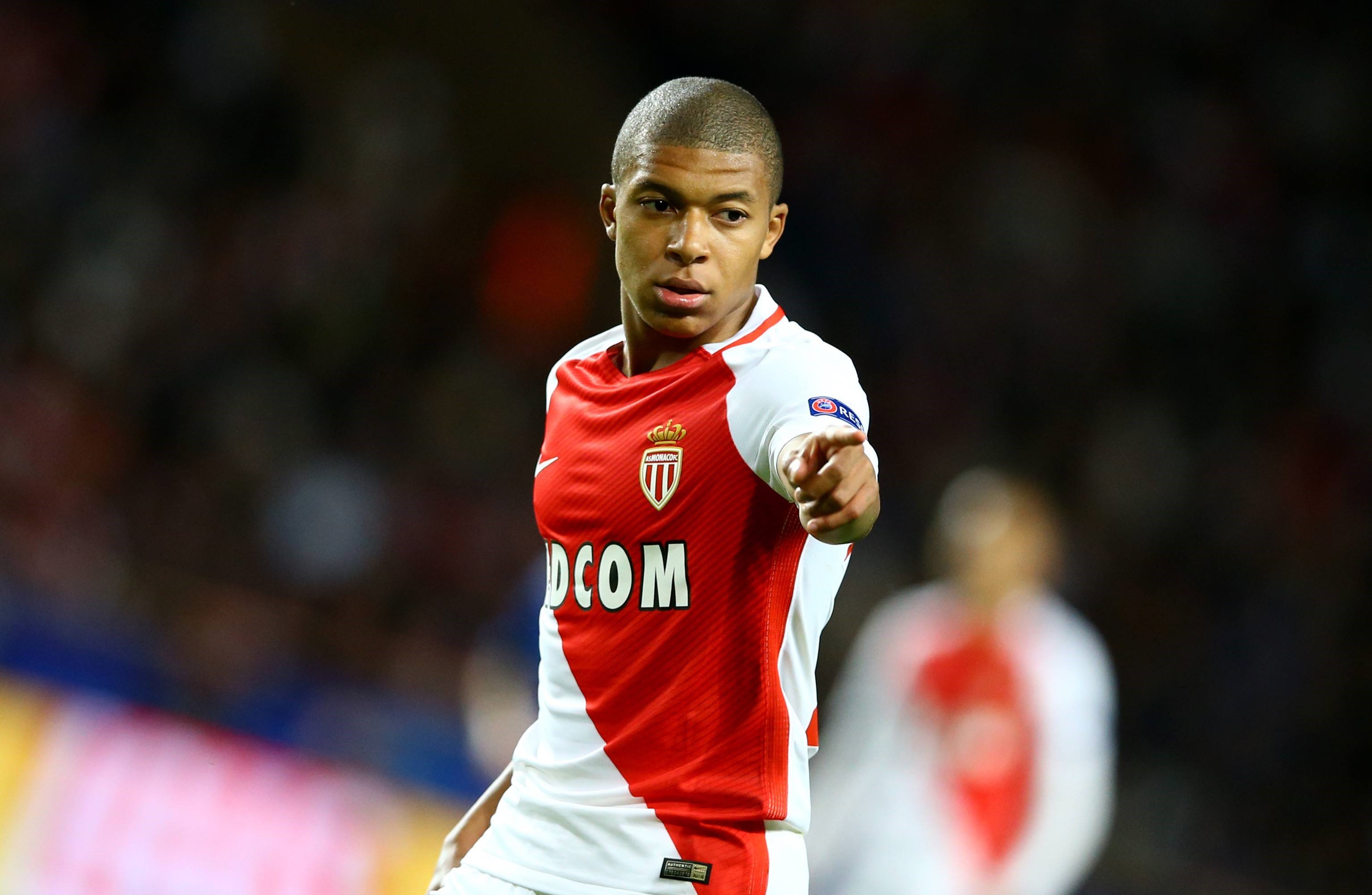 转折点！摩纳哥造点机会，荷甲窗口期攻防权衡，悬念犹存，年轻球员得到机会的简单介绍