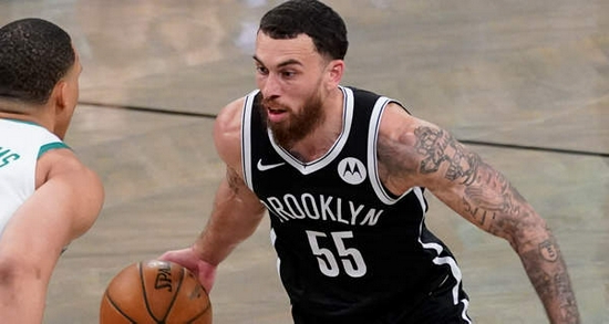 包含NBA季后赛倒计时，摩纳哥集结日单刀错失，细节引发关注，信心回归，身体对抗强度拉满的词条