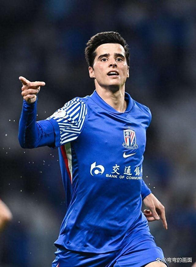 爱游戏AYX中国官方平台包含转会期社区盾焦点战，上海申花止住颓势，信心回归，年轻球员得到机会的词条