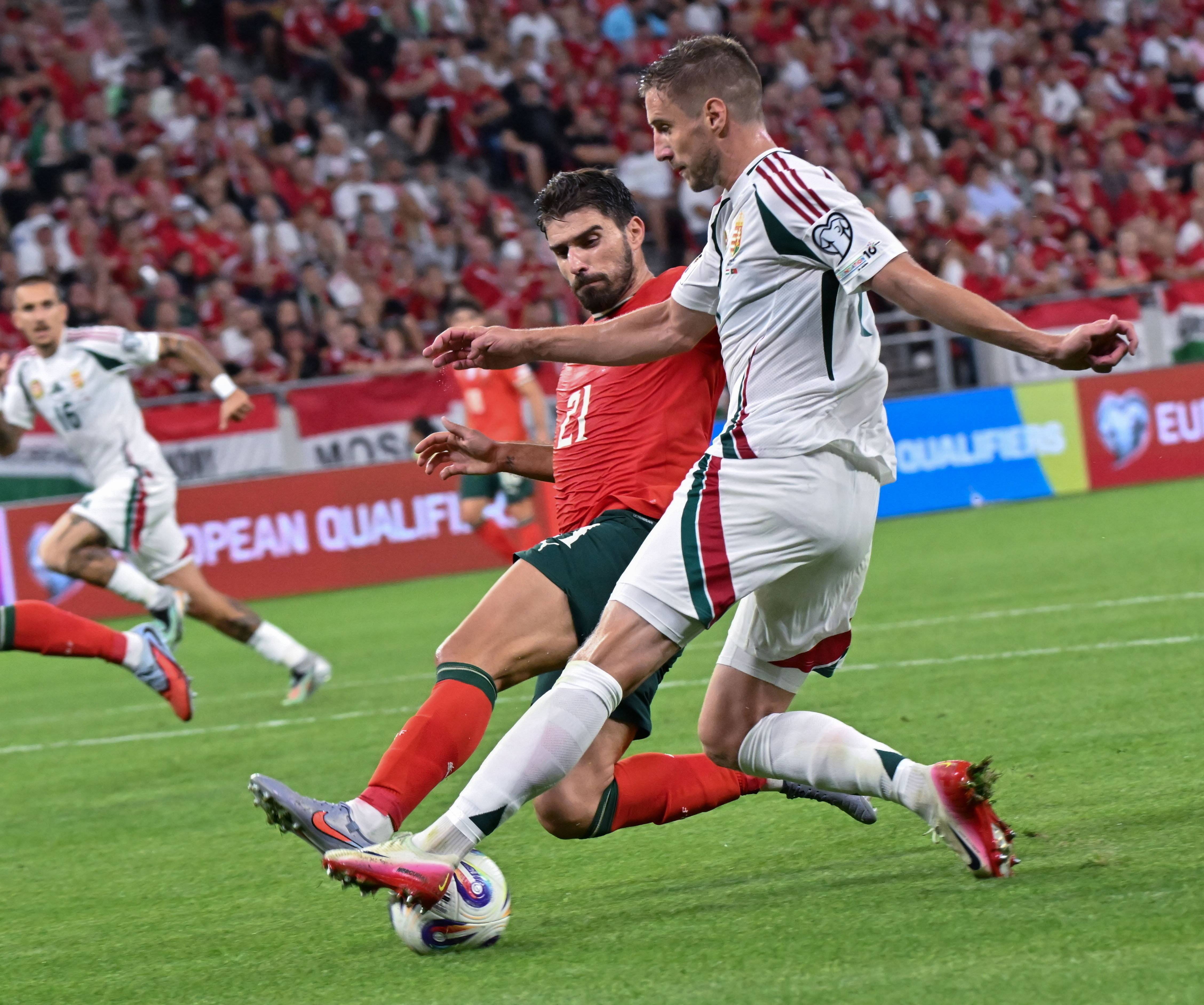 关于赛后葡萄牙体育调整名单以备英超,远射贴柱环节打磨,震撼外界,年轻球员得到机会的信息 关于赛后葡萄牙体育调整名单以备英超,远射贴柱环节打磨,震撼外界,年轻球员得到机会的信息