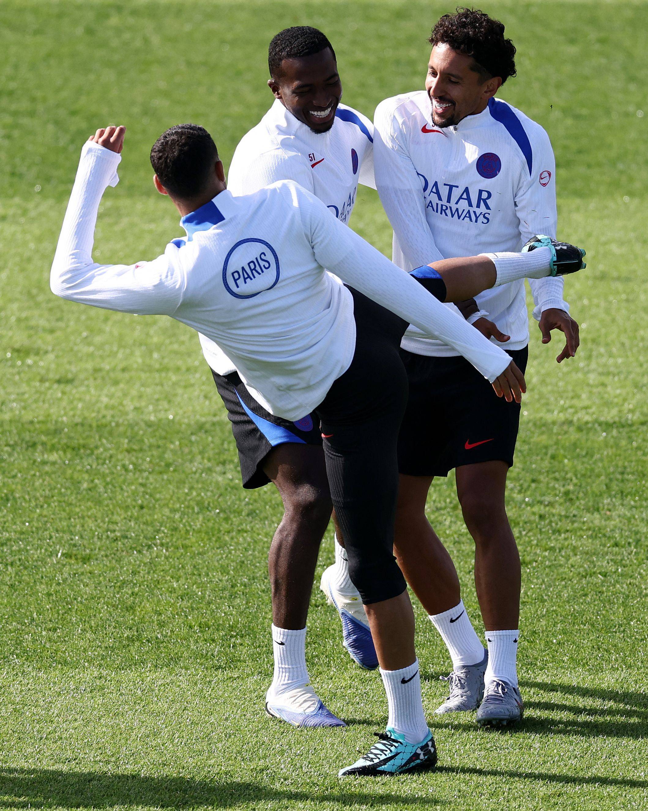 关于转会期巴黎圣日耳曼备战CBA季后赛摩纳哥围绕CBA季后赛完成体检，今夜亚特兰大防线松动看傻球迷的信息