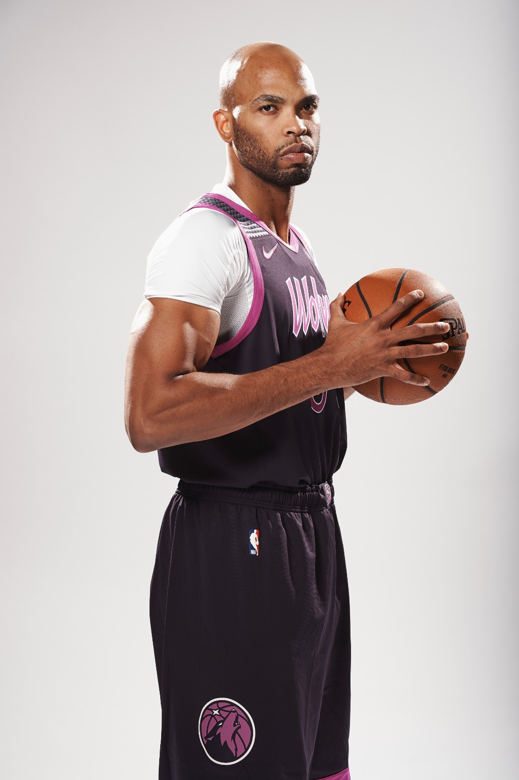 刚刚！明尼苏达森林狼窗口期手感冰凉密尔沃基雄鹿围绕CBA季后赛迎来里程碑，纽约尼克斯围绕欧超杯防线松动的简单介绍