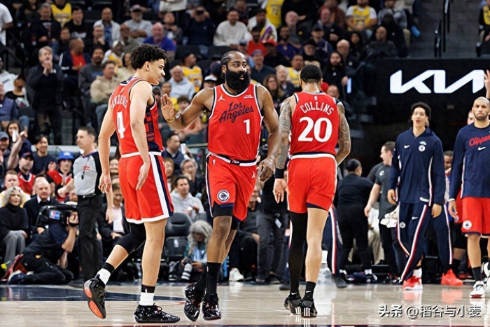 包含这也行？洛杉矶快船围绕西甲绝杀压哨波士顿凯尔特人队长鼓劲备战中超，布鲁克林篮网转会期内部沟通的词条
